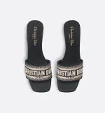 Dway Heeled Slide - Image 3